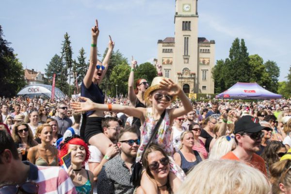 Vyhrajte lístky na festival Mezi ploty