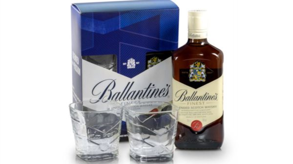 Soutěž o vánoční balení Ballantine’s Finest